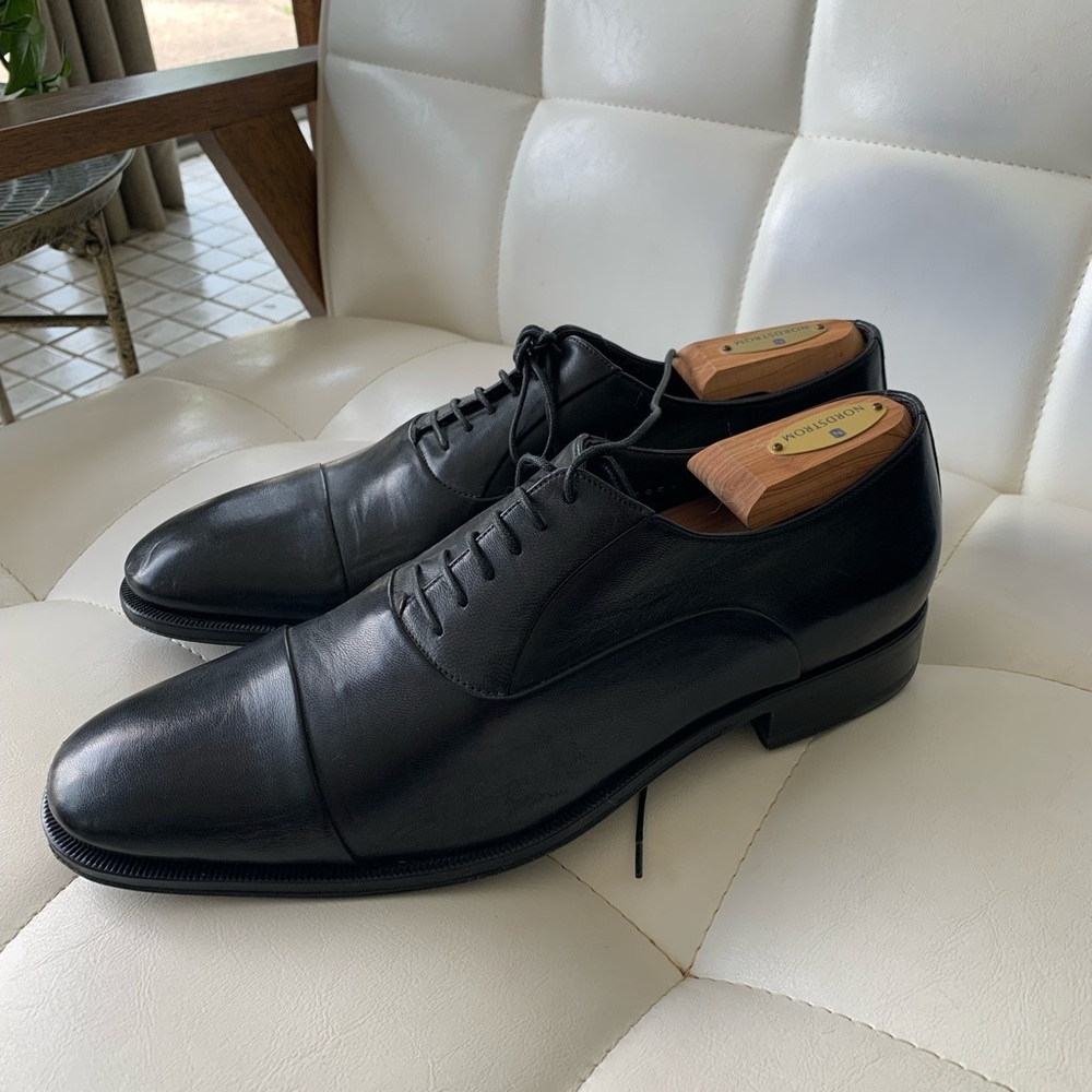 Black Leather Oxford Dress Shoes with Cap Toe